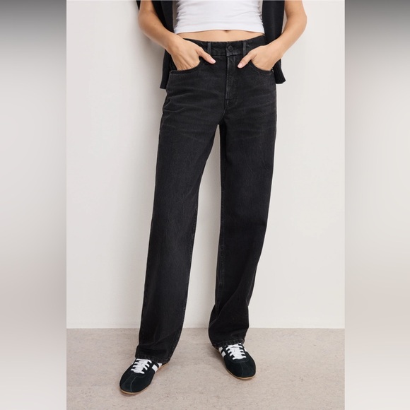 Good American Good 90’s Relaxed Mid-rise Black Jeans NWT